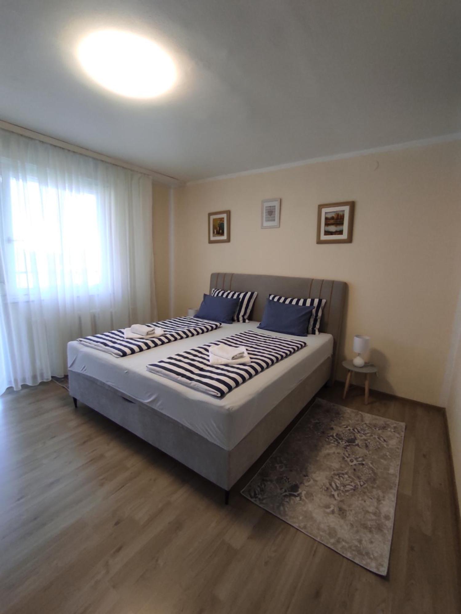 Ema Apartmani Vinkovci Luaran gambar